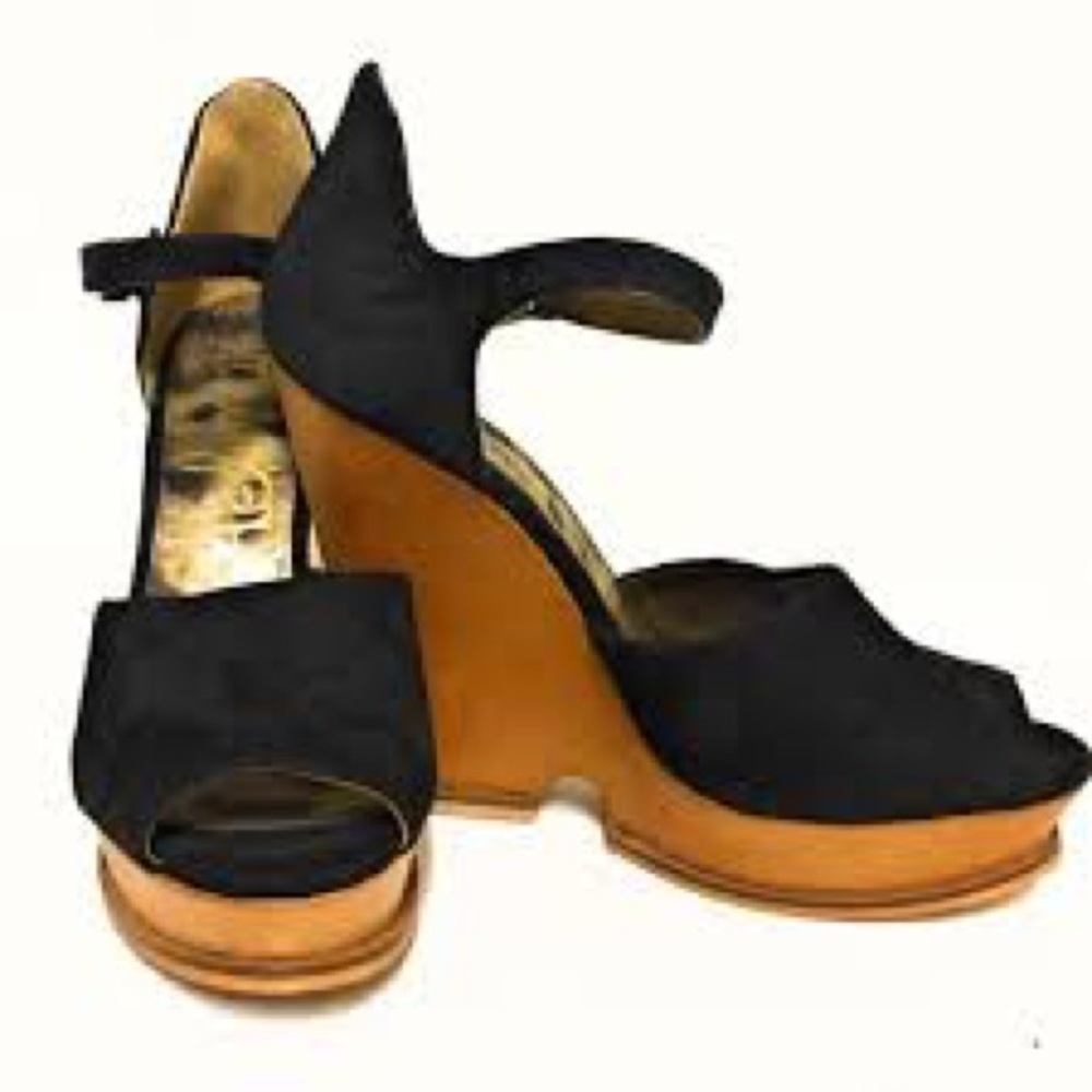 Sam Edelman Javi Cutout Wedge Platform